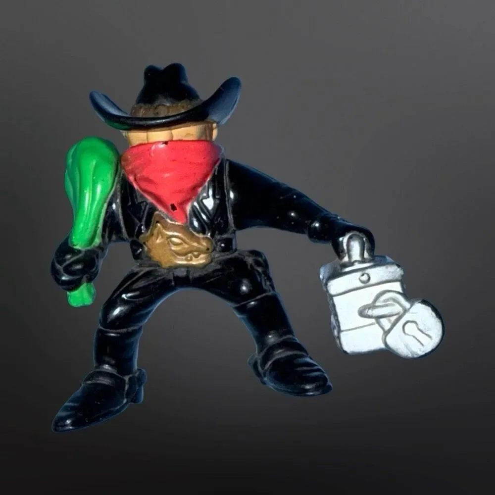 1996 Fisher-Price Great Adventures Outlaw Cowboy Figure Green Bag Locked Box A20